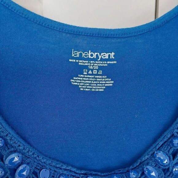 Three Top Bundle Size 18- 20 & Size 18 - Picture 6 of 12